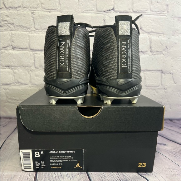 Air Jordan XII Retro MCS Molded Baseball Cleats. M 8.5 Only worn onto the field - Picture 4 of 16
